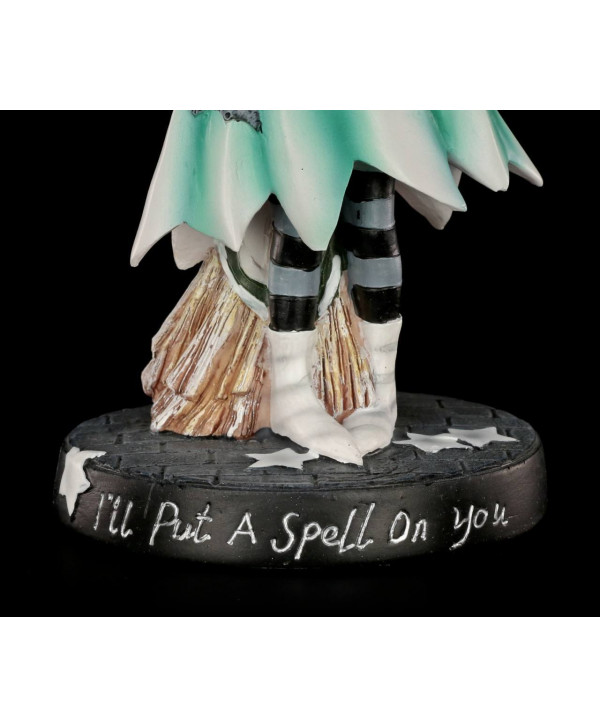 Dolly Bruja Spell you