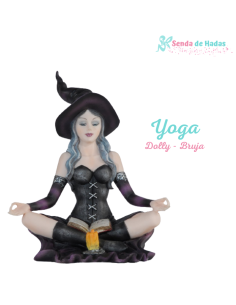 Dolly Bruja Yoga 2